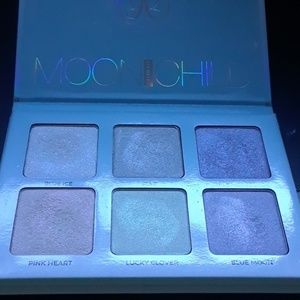 moonchild glow kit by Anastasia